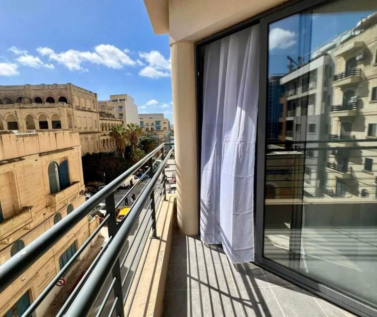 Aron Seaviews Apartment Sliema Malta